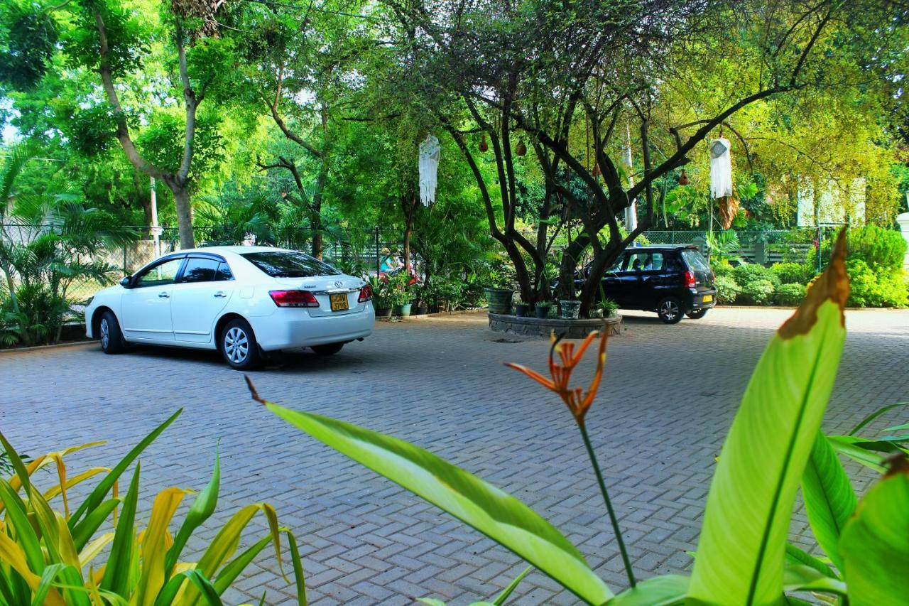 Hotel Senora Kataragama Exteriér fotografie